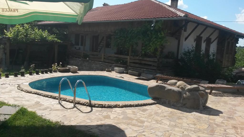 Hotel Pri Chakara Arbanasi Exterior foto