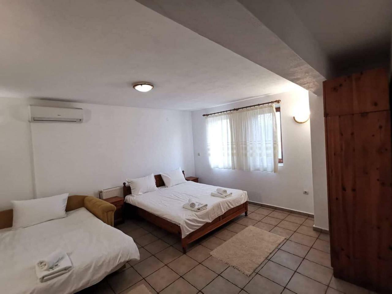 Hotel Pri Chakara Arbanasi Exterior foto